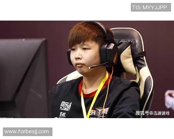 李芳专访回顾DOTA2发展历程与S15赛季LOL精彩瞬间分析